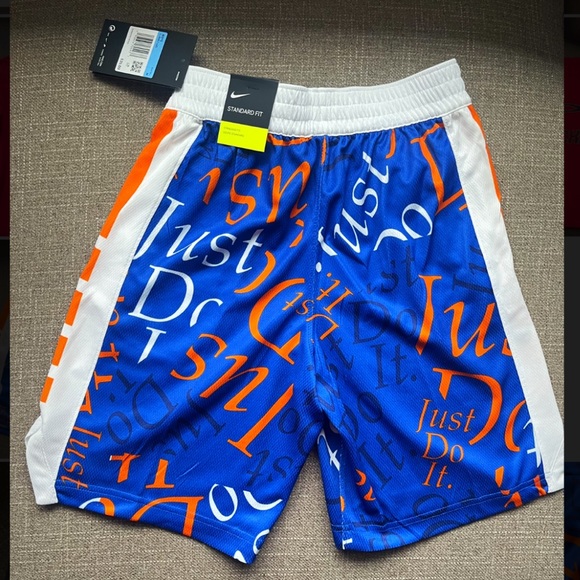 Boys Nike Dri-Fit Basketball Shorts - Picture 2 of 9